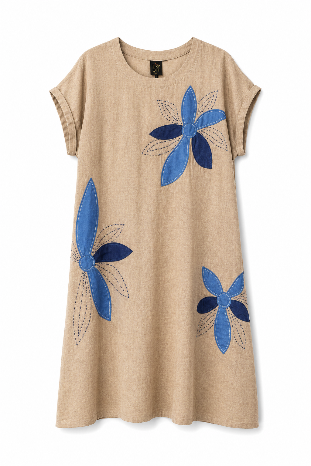 Beżowa sukienka oversize z niebieskim motywem kwiatowym_SU008.png