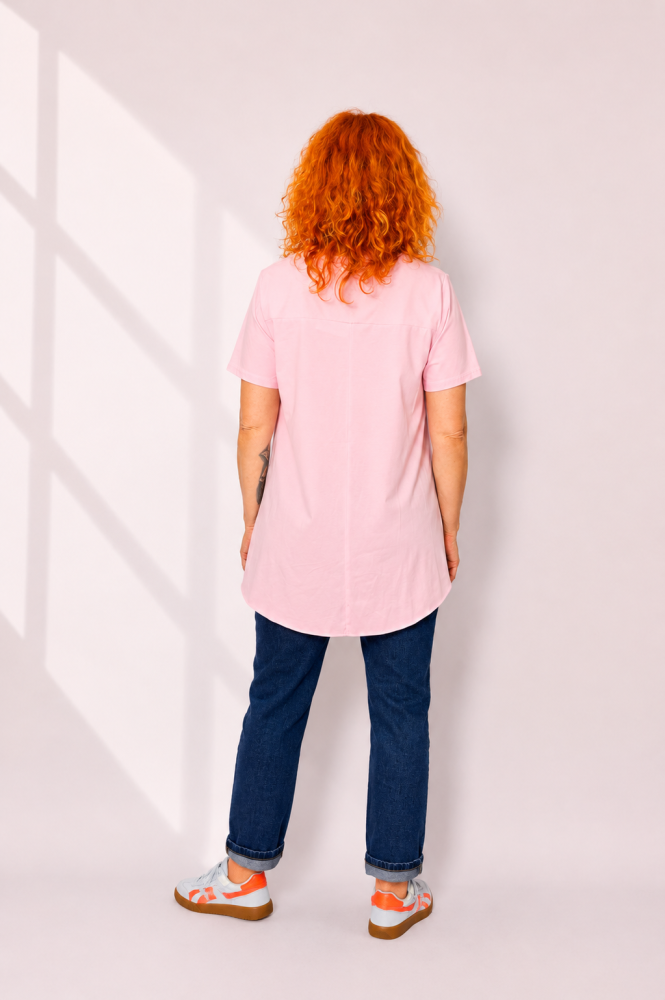 Różowy t-shirt asymetryczny_TS007A.png